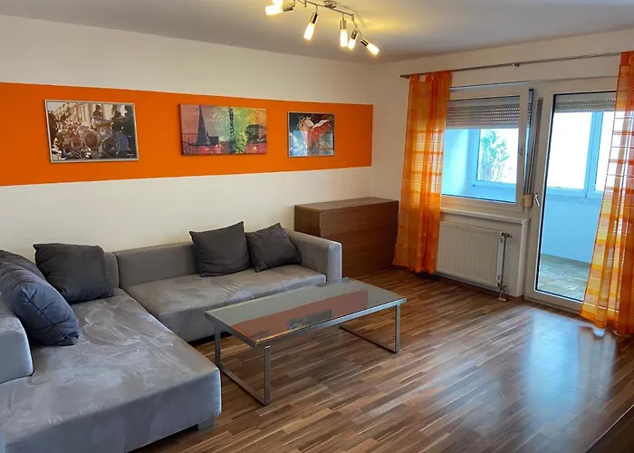 Anton Bruckner Lounge L Free Parking